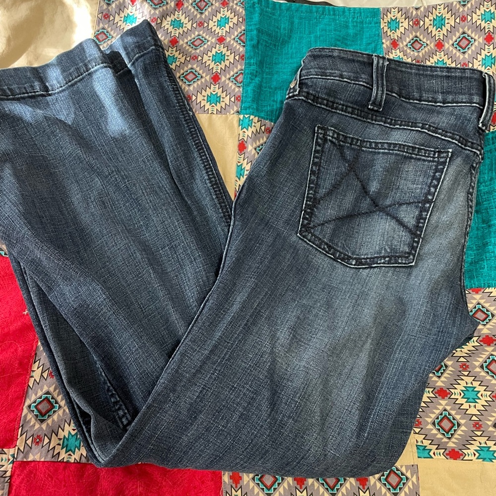 Ariat trousers size 31 regular length.